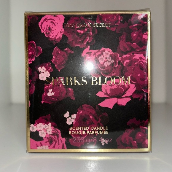 Victoria’s Secret Sparks Bloom Scented Candle NEW - Picture 1 of 2